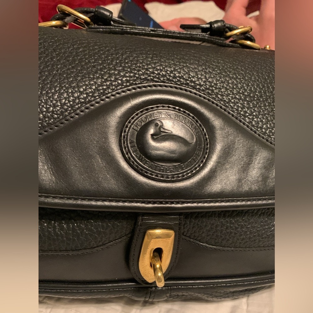 Vintage Dooney & Bourke All Weather Leather Crossbody - Picture 5 of 16